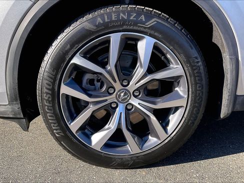 Used 2023 Acura MDX FWD w/ Technology Package image 12