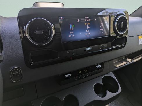 New 2026 Mercedes-Benz Sprinter 2500 image 5