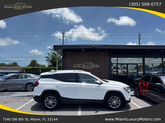 Used 2022 GMC Terrain SLT w/ Infotainment Package II image 1