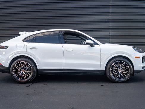 Certified 2026 Porsche Cayenne Coupe AWD/4WD image 55