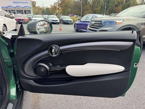 Used 2023 MINI Cooper S image 6