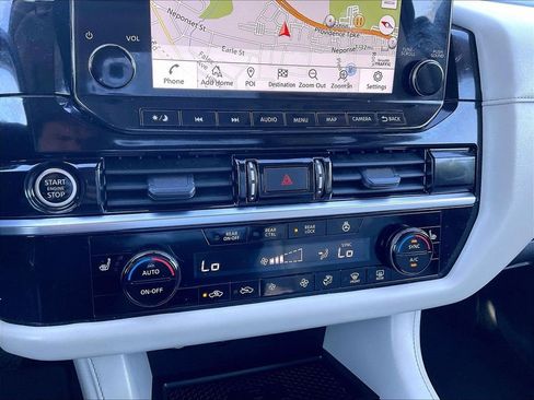 Used 2023 Nissan Pathfinder SL w/ SL Premium Package AWD/4WD image 27