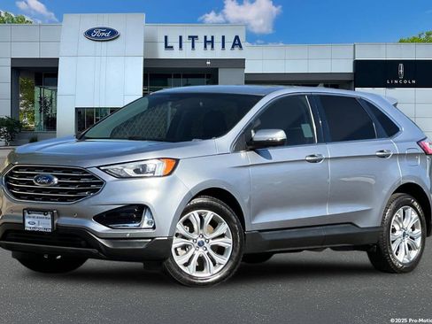 Certified 2022 Ford Edge Titanium AWD/4WD image 1