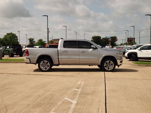 Used 2024 RAM 1500 Limited AWD/4WD image 7