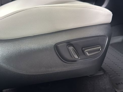 New 2026 Toyota Grand Highlander XLE image 21