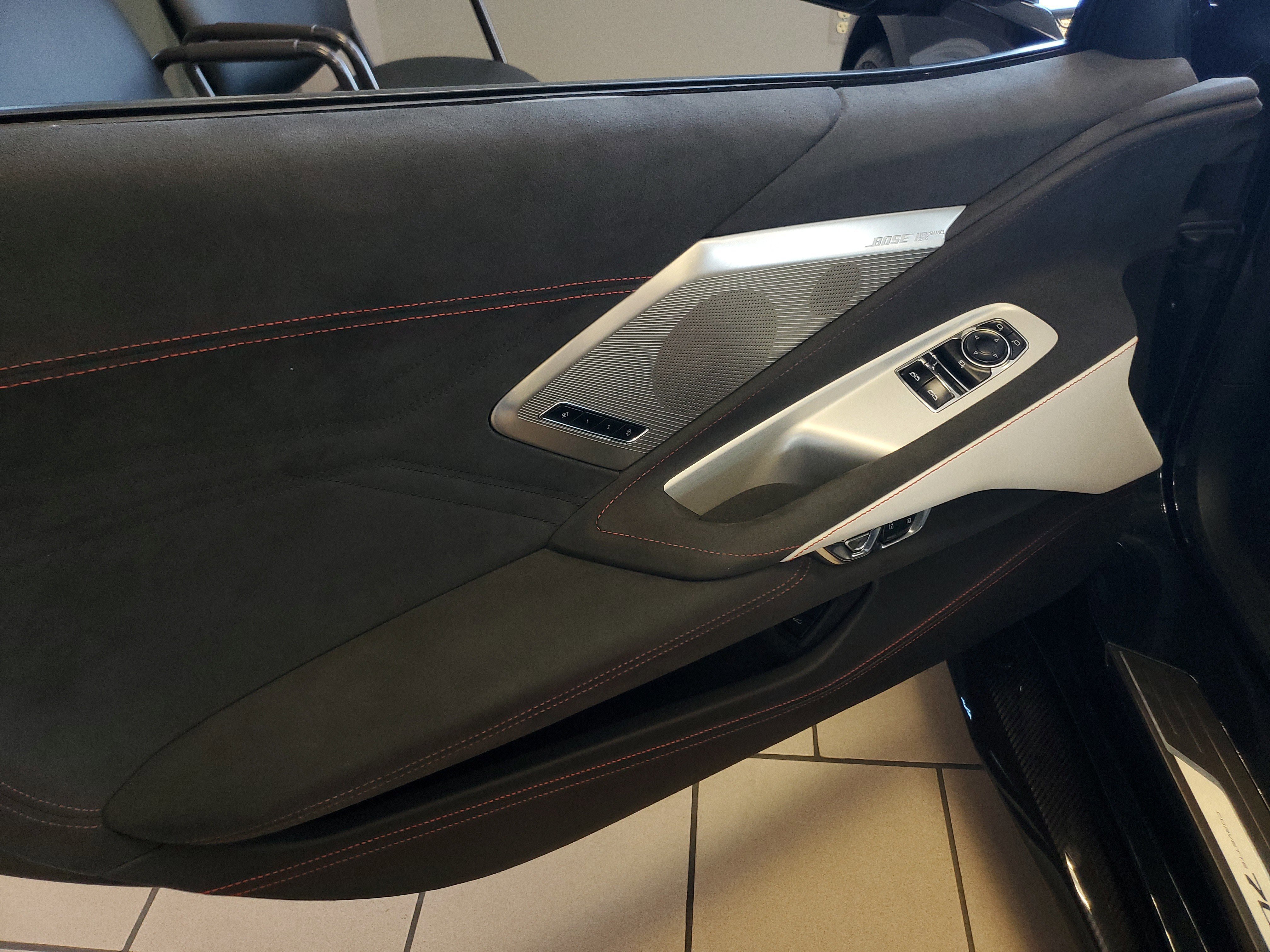 Used 2023 Chevrolet Corvette Z06 RWD image 8