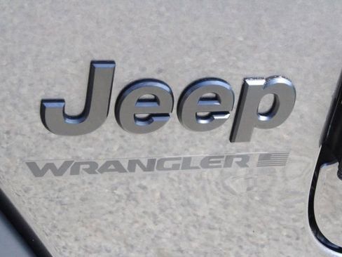 Used 2023 Jeep Wrangler Sport S image 8