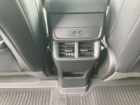 New 2026 Chevrolet Equinox LT w/ Convenience Package II image 22