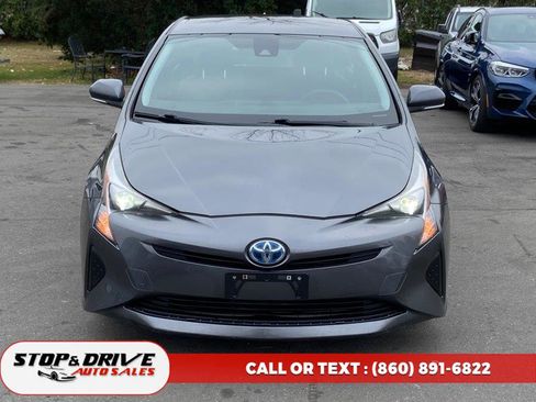 Used 2017 Toyota Prius Two image 8