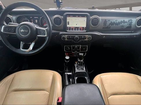 Used 2019 Jeep Wrangler Unlimited Rubicon AWD/4WD image 14
