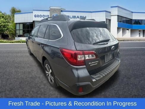 Used 2019 Subaru Outback 2.5i Limited AWD/4WD image 3