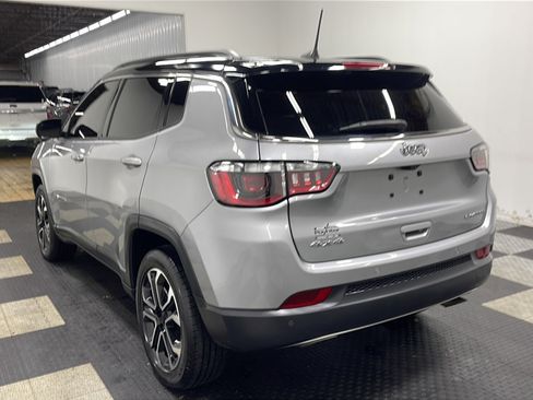 Used 2023 Jeep Compass Limited AWD/4WD image 15