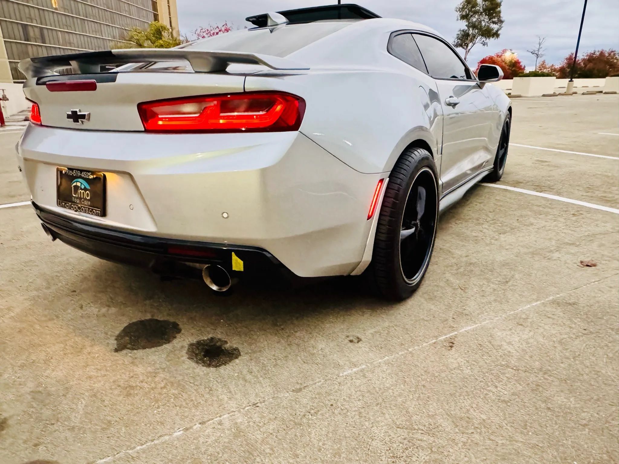 Used 2016 Chevrolet Camaro SS RWD image 17