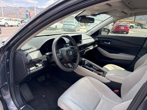 Used 2023 Honda Accord EX image 11