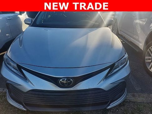 Used 2023 Toyota Camry LE image 6