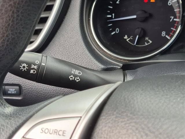 Used 2016 Nissan Rogue S FWD image 16