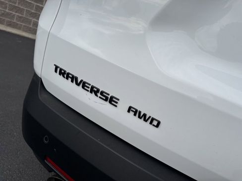 Used 2021 Chevrolet Traverse RS image 10