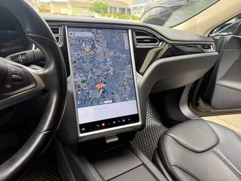 Used 2015 Tesla Model S 70D AWD/4WD image 14