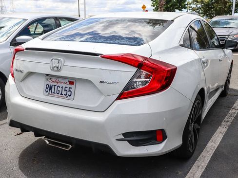 Used 2019 Honda Civic Sport image 6