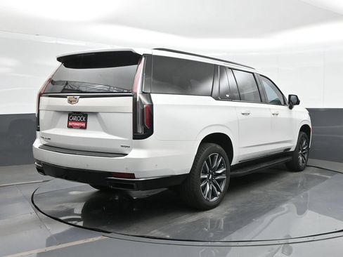 Used 2021 Cadillac Escalade ESV Sport RWD image 7