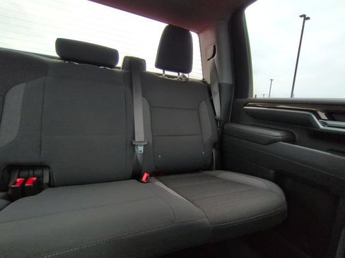 Used 2025 Chevrolet Silverado 2500 LT w/ Convenience Package AWD/4WD image 6