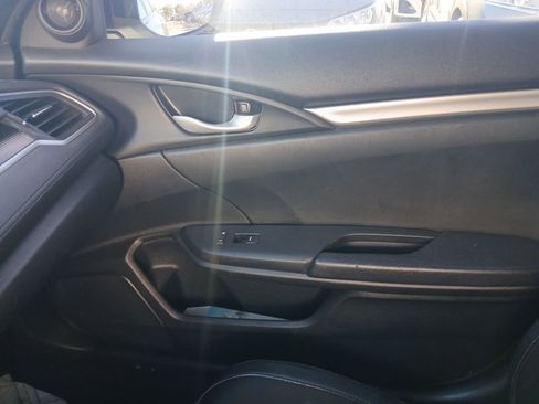 Used 2020 Honda Civic Sport image 14