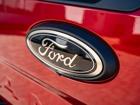 Used 2025 Ford Ranger XLT image 17