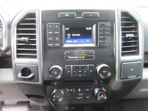 Used 2015 Ford F150 XLT RWD image 17