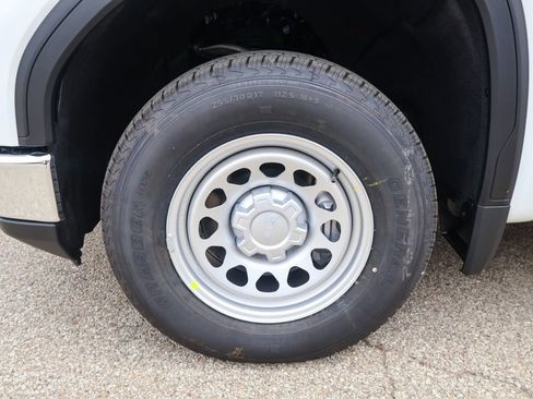 New 2026 GMC Sierra 1500 Pro image 25