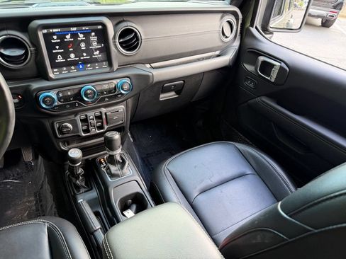 Used 2023 Jeep Wrangler Unlimited Sahara w/ Cold Weather Group AWD/4WD image 41