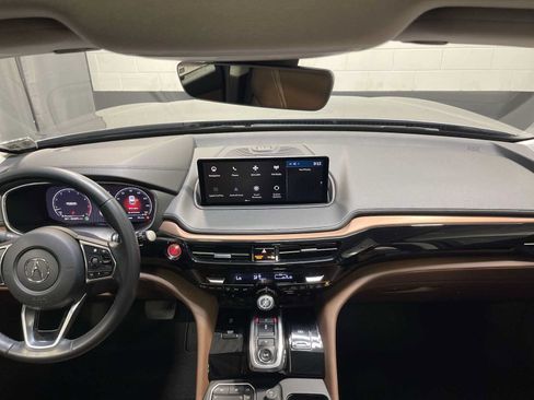 Used 2023 Acura MDX SH-AWD w/ Technology Package image 10