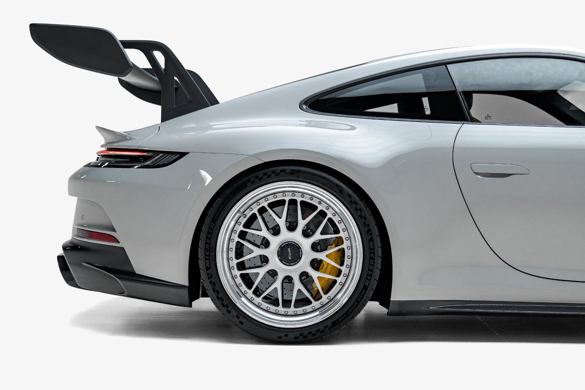 Used 2022 Porsche 911 GT3 RWD image 16