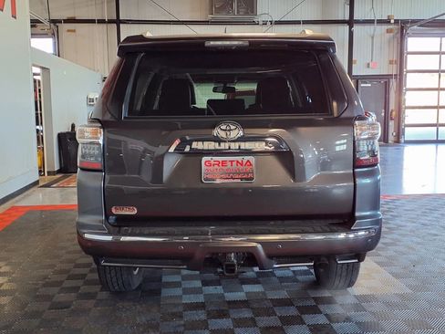 Used 2018 Toyota 4Runner Limited image 5