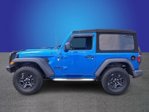 Used 2024 Jeep Wrangler Sport AWD/4WD image 7