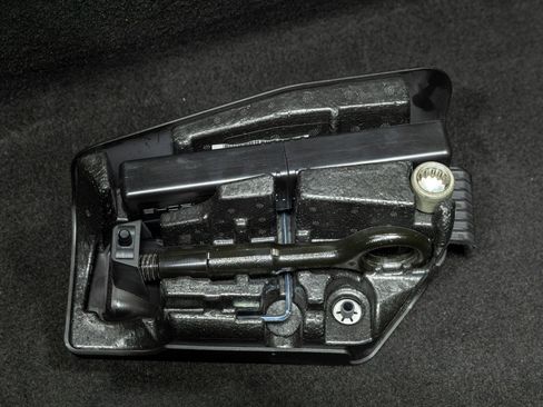 Used 2016 Porsche 911 Turbo image 43