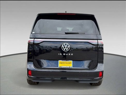 New 2025 Volkswagen ID. Buzz Pro S image 5