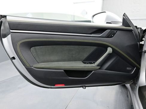 Certified 2024 Porsche 911 GT3 RWD image 7