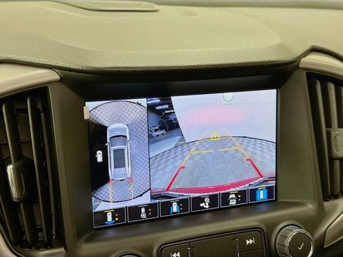 Used 2024 GMC Terrain AT4 w/ Infotainment Package II image 16