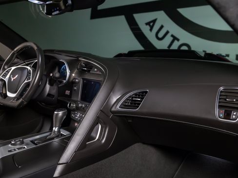 Used 2019 Chevrolet Corvette ZR1 RWD image 7