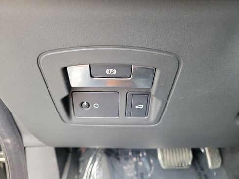Used 2019 Land Rover Range Rover Velar R-Dynamic HSE AWD/4WD image 16