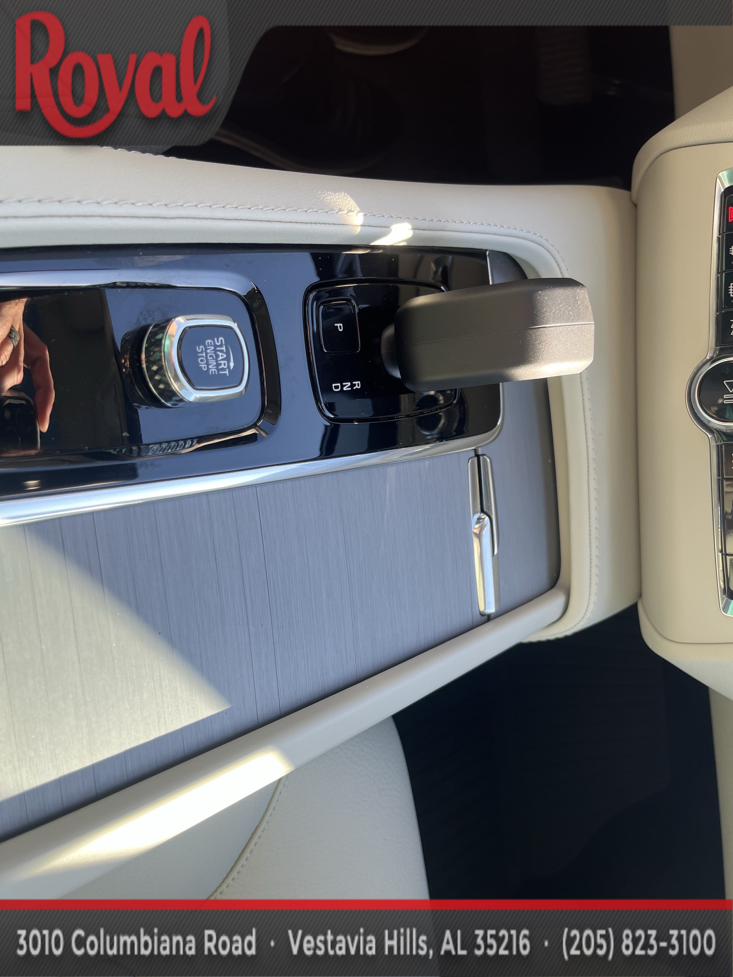 Certified 2024 Volvo XC90 B5 Core w/ Protection Package Premier AWD/4WD image 19