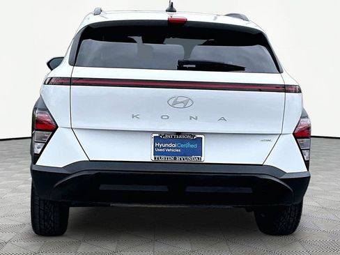 Certified 2024 Hyundai Kona SEL AWD/4WD image 4