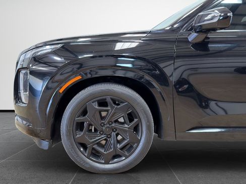 Used 2022 Hyundai Palisade Calligraphy w/ Cargo Package AWD/4WD image 3