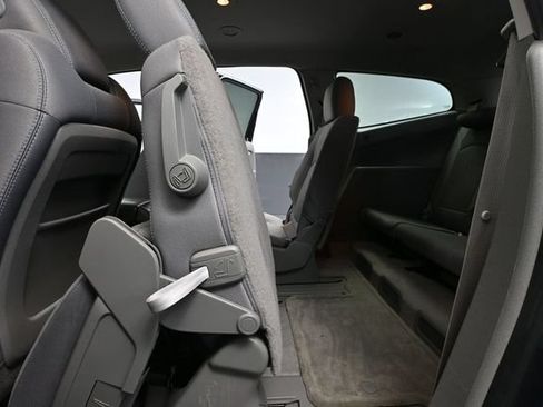 Used 2014 Chevrolet Traverse LS FWD image 36