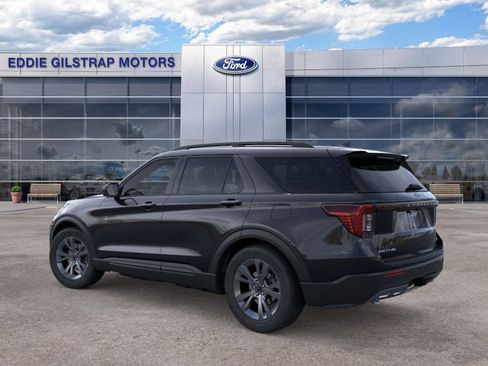 New 2026 Ford Explorer Active w/ Active Comfort Package AWD/4WD image 4