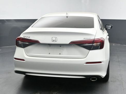 Used 2025 Honda Civic Sport image 8