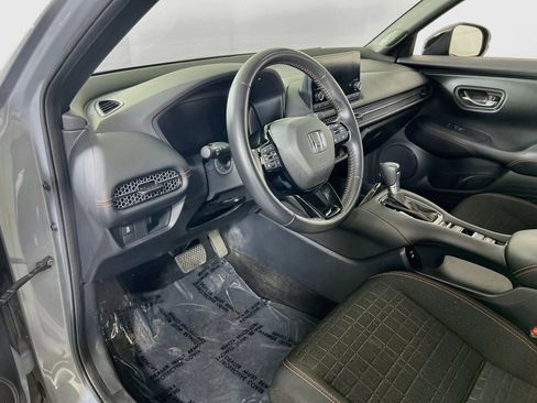 Used 2024 Honda HR-V Sport image 9
