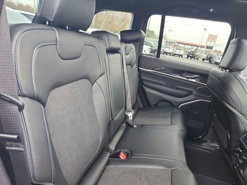 New 2024 Jeep Grand Cherokee Trailhawk image 27