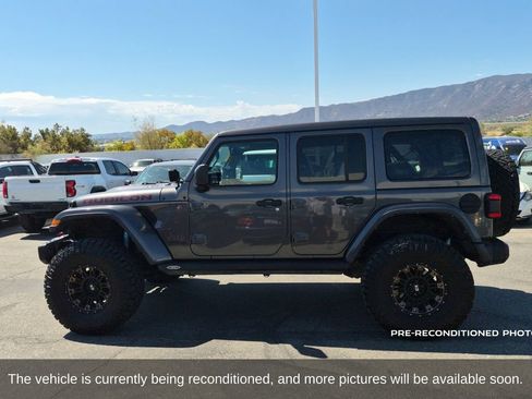Used 2021 Jeep Wrangler Unlimited Rubicon AWD/4WD image 9