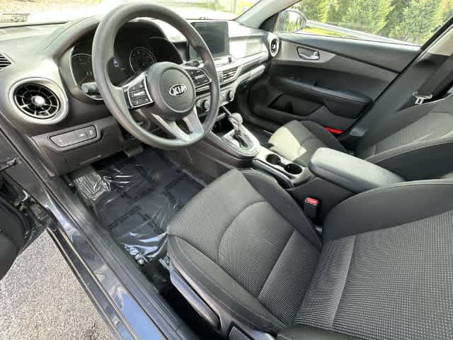 Used 2021 Kia Forte LXS FWD image 13